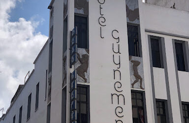 Holel Hôtel Guynemer en la ciudad de Casablanca