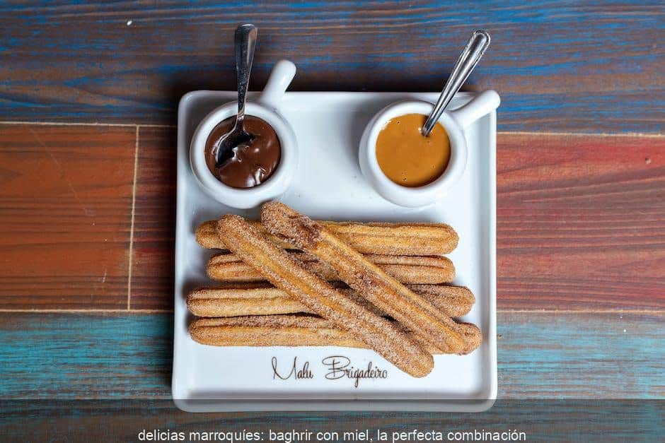 updated_delicias_marroqu_es__baghrir_con_miel__la_perfecta_combinaci_n